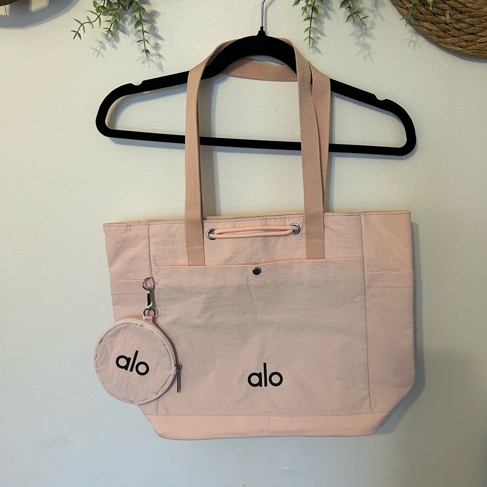 NWT ALO Yoga Blush Pink Tote Bag